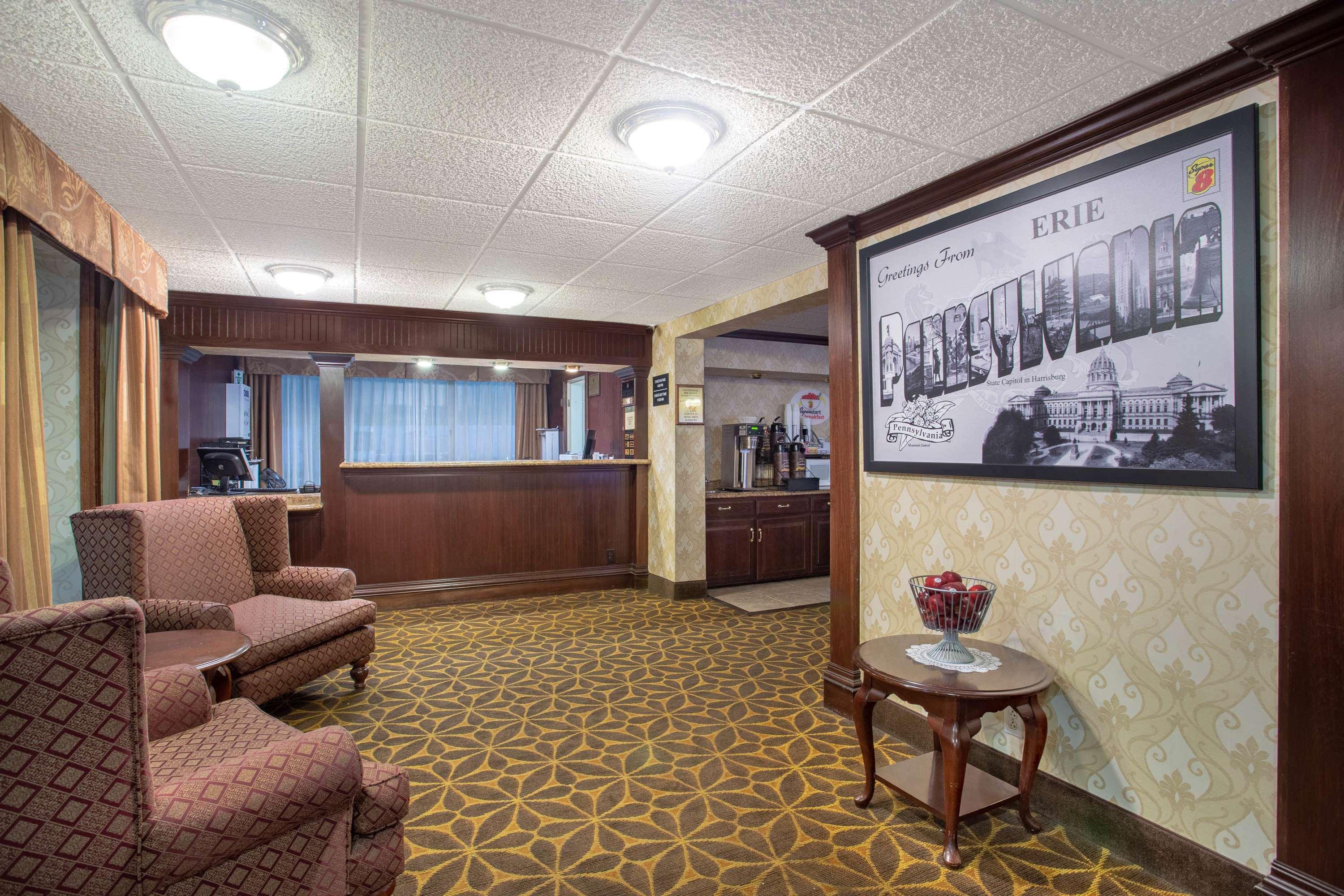 Готель Super 8 By Wyndham Erie/I 90 Екстер'єр фото